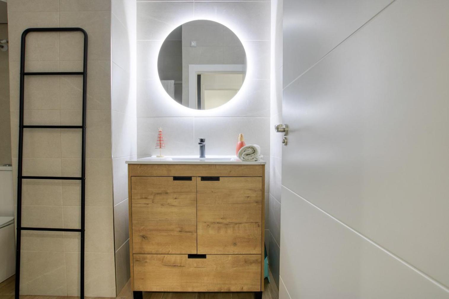 Apartamento Lokys Centro Ciudad, Parking Privado Gratuito Múrcia Exterior foto
